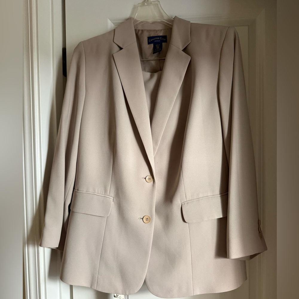 Charter Club Women's Cream Blazer and Pant suit set